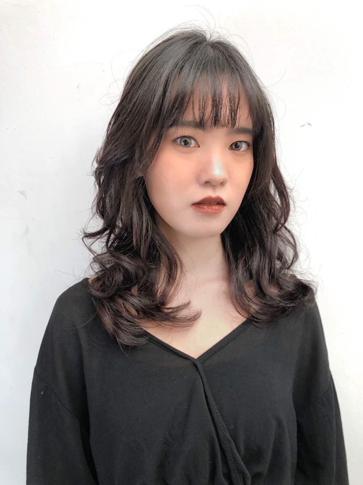 台中燙髮染髮推薦Mini Edify hair Edison 夏日輕盈感捲度，好整理的捲髮 干城網美店 台中市南屯區干城街280巷2弄20號 04-2252 2020 (2)